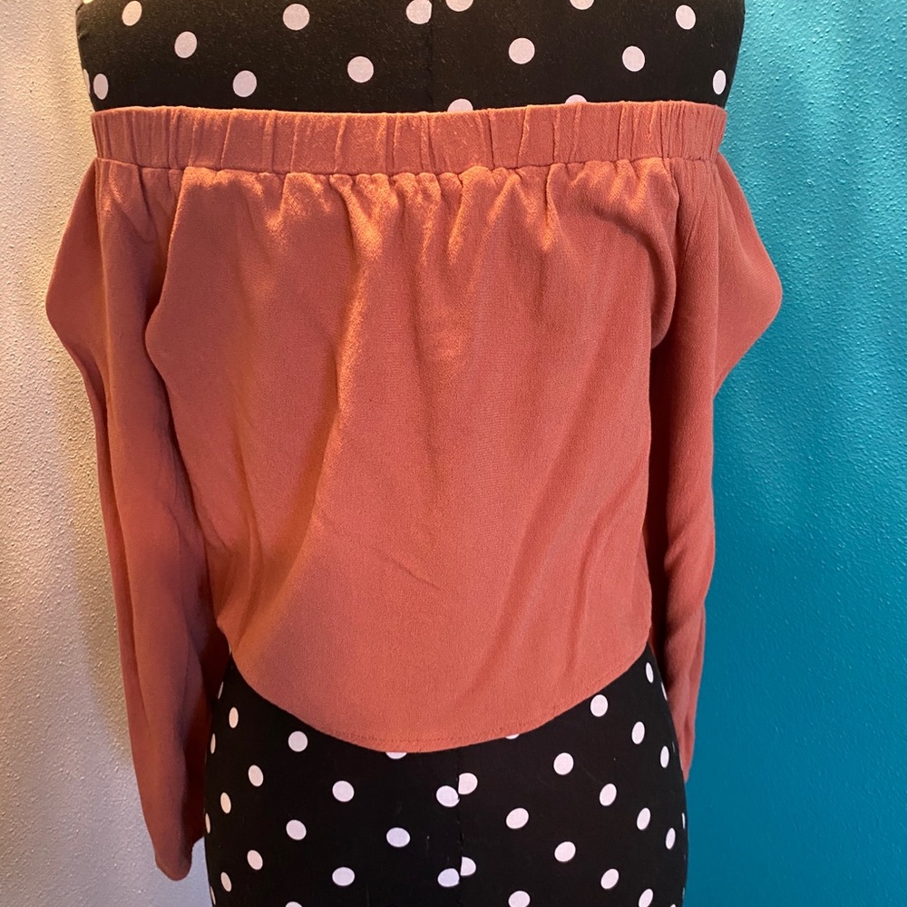 Kendall & Kylie 
Coral Off-the-shoulder top Size S